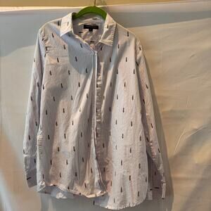 Banana Republic seer sucker button down with lipstick embroidery make up sz med
